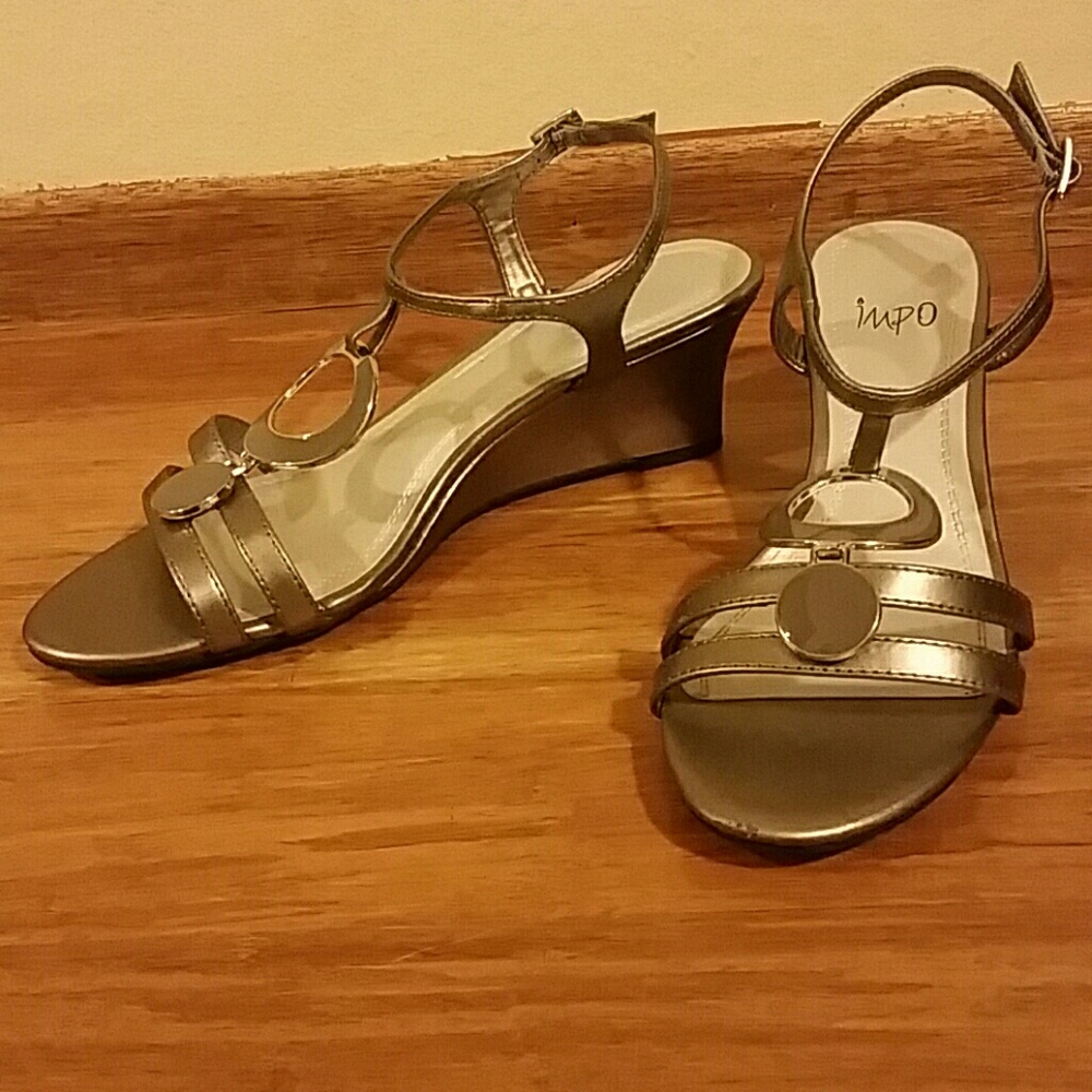 Silver & Grey Wedges